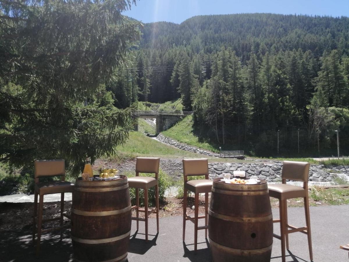 Отель Alpazur Val Cenis Ланлебур-Мон-Сени Экстерьер фото